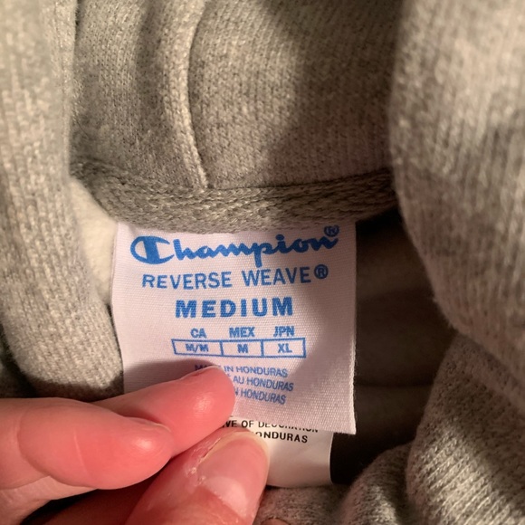 Champion sweatshirt - Picture 2 of 2